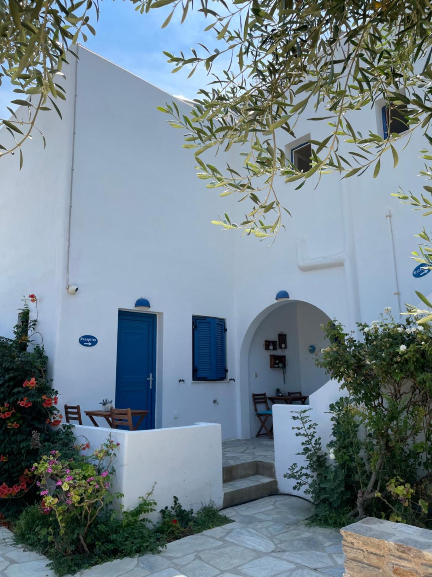 Villa Gelly'S Studios Alikí Exterior foto